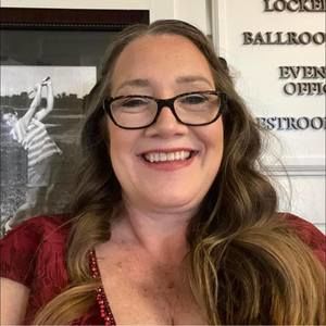 Meet your Posher, Lea